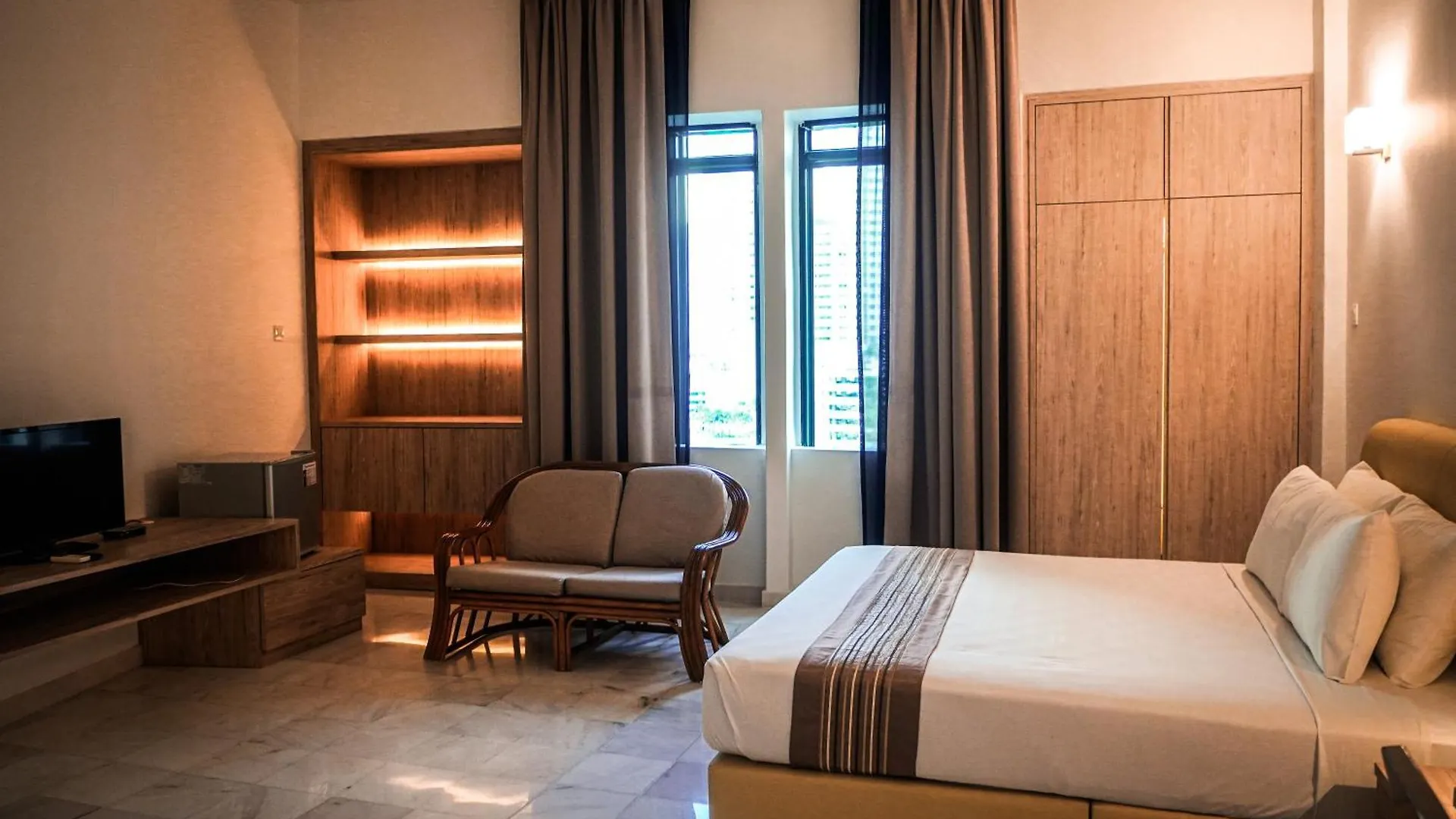 Hotel Stallions Suite Jelutong